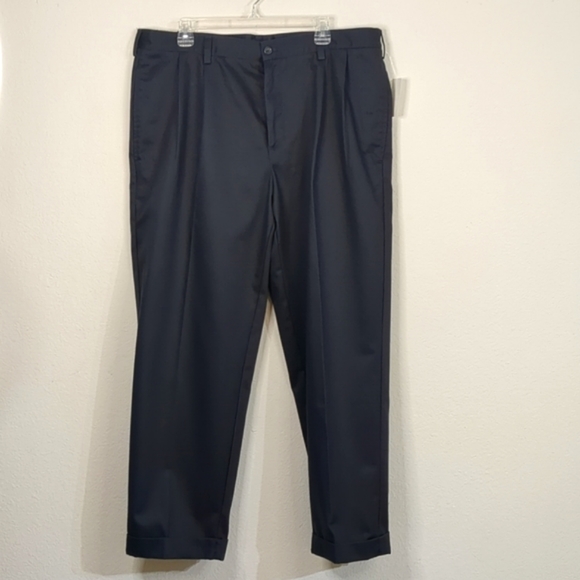 Izod Classic Chino Navy Wrinkle Free 100% Cotton 40x30 Metrix Fit - Picture 1 of 8